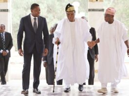 Les Présidents Olusegun Obasanjo et Nicéphore Soglo reçus à Pya Les Présidents Olusegun Obasanjo et Nicéphore Soglo reçus à Pya