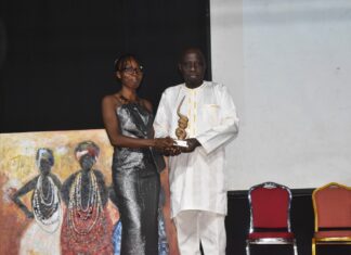 ART’ PLASTIC AWARD : Naguy Kusibula, la ‘’ congolaise du cuivre’’, décroche Prix Art To Go Meilleur Espoir Féminin