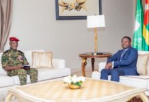 Togo: Le Président de la République a reçu le chef d’Etat-major des FAT sortant, admis à la retraite et le nouveau
