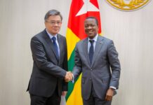Le Président de l’Assemblée nationale Sévon-Tepé Kodjo ADEDZE reçoit les félicitations du Comité Permanent de l’Assemblée Populaire nationale de Chine