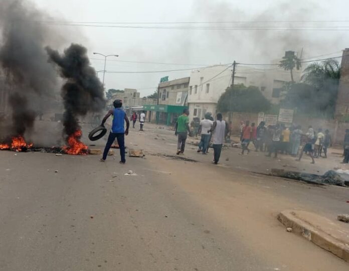 manifestations-a-Lome-27-juin