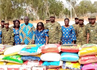 Solidarité Nationale : Les Femmes des marchés du Grand Lomé aux côtés des FDS